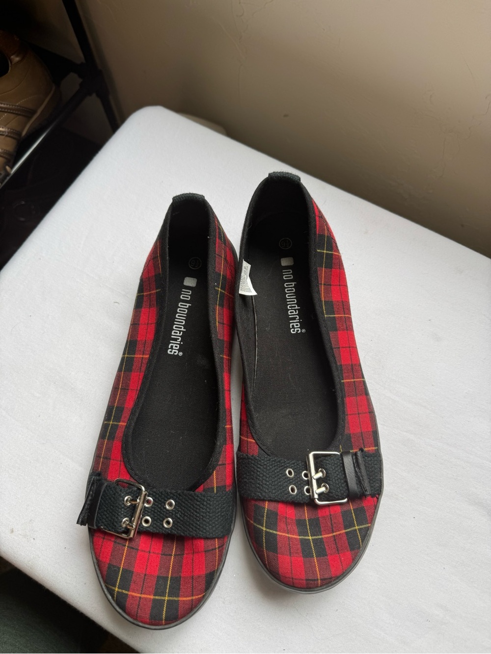 Y2K No Boundaries Red plaid ballet flats Size 
9.5